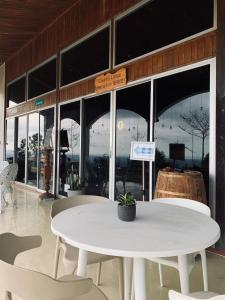 3 Retro-Antique Inspired Interconnected Family Rooms at Country Lodge - Eco Valley Retreat 豐之谷