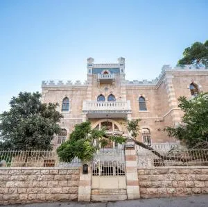 The Blue at Alkalai 8 - Geʼullim