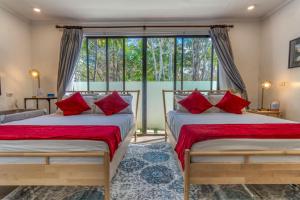 Adoras Place - Luxury Suite