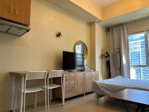 Hana Inn at Avida Riala Tower3 IT Park 3122