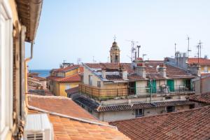 Stunning apartment in the heart of Nice old town
