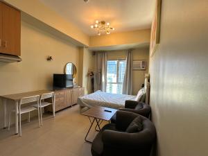 Hana Inn at Avida Riala Tower3 IT Park 3122