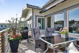 Modern apartament in the middle of Bohuslan - Ucklum