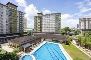 Studio Unit Near IT Park, SM and Ayala with Pool, Balcony and Fast Wifi - Guizo