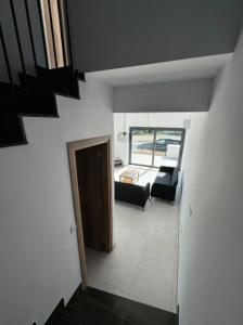 Nikos Urban Beach Living