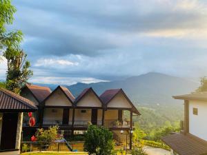 Terrace Cinnamon View
