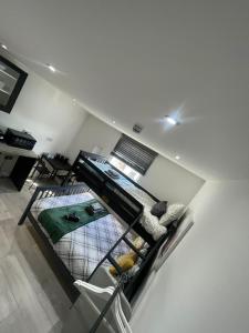 Fulham Guest Studios 268