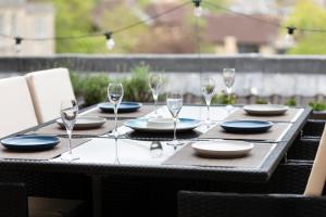 The Old Wine Merchants House