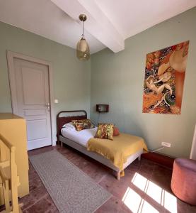 Maisons d'hotes L'oiseau Bleu suite MERLE BLEU : photos des chambres