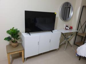 Hana Inn Avida Riala Tower3 IT Park 812