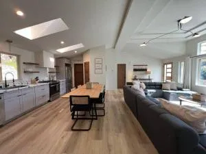 Cypress House (Historic Coast Guard property) - Point Arena