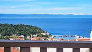 Apartments Emilija Makarska - Makar