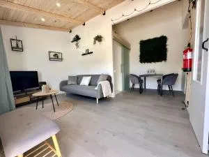 Cantinho da Verdade - Alfarrobeira