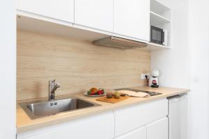 One-Bedroom Premium Apartment with Ocean View room in Bauló Mar Suites