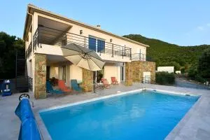 Appartement 60m2 avec piscine privée dans villa - Poggio-dʼOletta