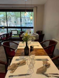 Hotel Paris Vesinet-LogisHotels et Domaine Evenementiel