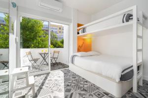 Warm Yellow Albufeira