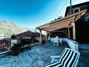 Terrace Lake View Moltrasio