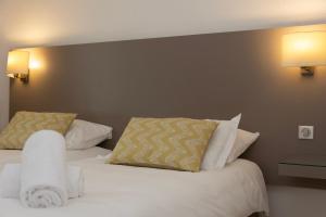 Hotels Hotel Les Lentisques : Chambre Double - Vue sur Jardin