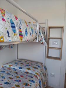 Giulios Apartment - Beachfront