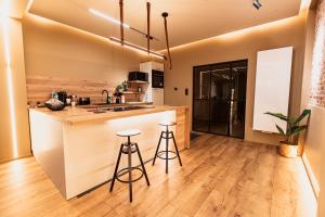 Golden Dove Luxury Apartment