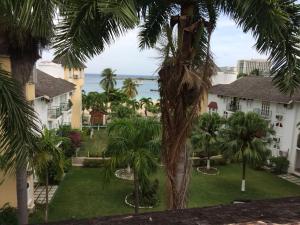 Sandcastle apartments E9