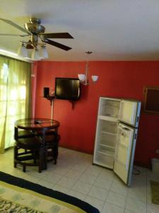 Sandcastle apartments E9