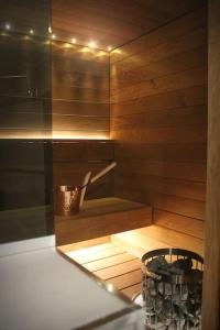 Luksuskolmio järvinäköalalla