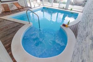 Eco Eclectic Villa with pool 