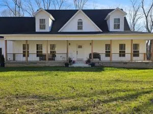 Serenity on The Tims Ford lake - Decherd