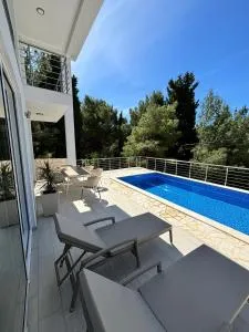 Montesea Villa - Gornji Sušanj