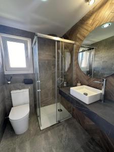 Oliva Nova flat in front of MET