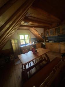 Chata Valika Jezersko