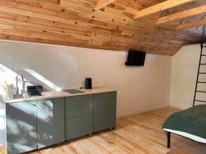 Bajkowy Domek 2 nad rzeką Liwiec