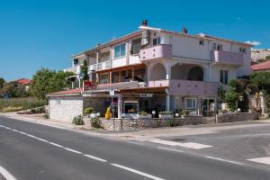 Apartman Mojca Dinjiška Pag