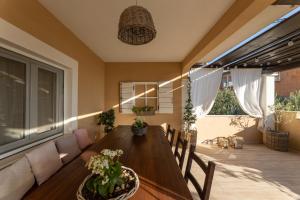 Apartman Flos,terrace 40 m2, sea view