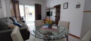 Apartamento no centro da praia com piscina - AP 80