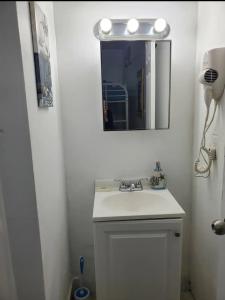 B3 Best Value on Private Bedroom with Private Bathroom in Little Havana, Miami