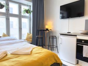 Delightful Central Studio