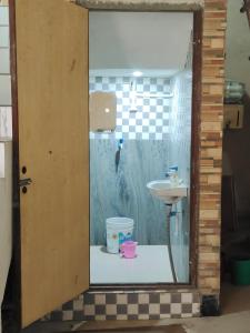 Radhika Guest House Nandgaon