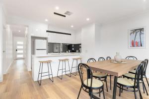 Lamingtons Landing near Seacliff Beach