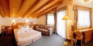 Superior Double Room room in Santeshotel