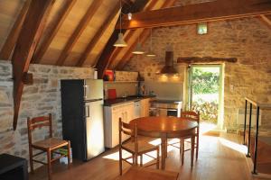 Maisons de vacances Gites de Combarel : photos des chambres