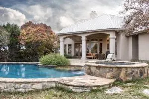 Rockin' B Ranch Summit House - Pipe Creek