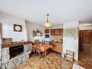 Studio cosy au pied des pistes avec parking à Combloux - FR-1-560-137