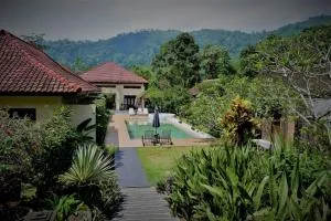 Villa Kendi - Genteng