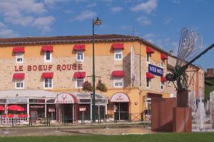 Hotels The Originals City, Hotel Le Boeuf Rouge, Saint-Junien : photos des chambres