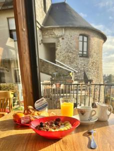 Hotels Hotel La Tour des Anglais : photos des chambres