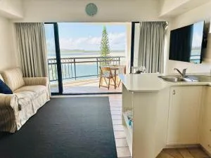 Unit614 - Golden Beach