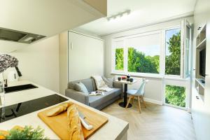 Batorego Grey - Stacja Metra 300m - Bezpłatny parking